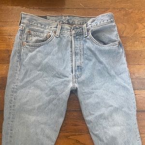 501 Levi’s size 32 W and 31L